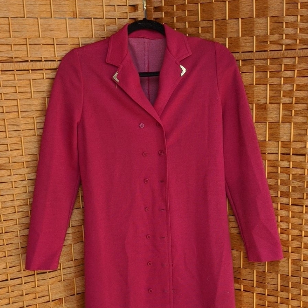 Vintage fuscia double breasted jacket with collar